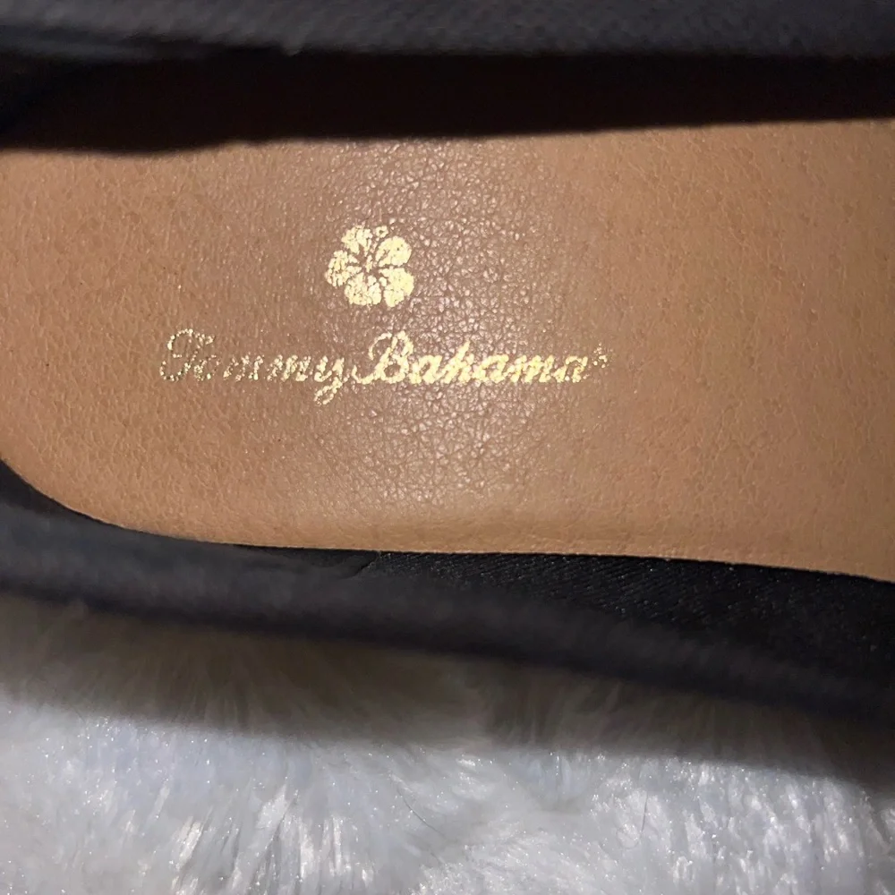 Tommy Bahama Selena Black and Cream Espadrilles